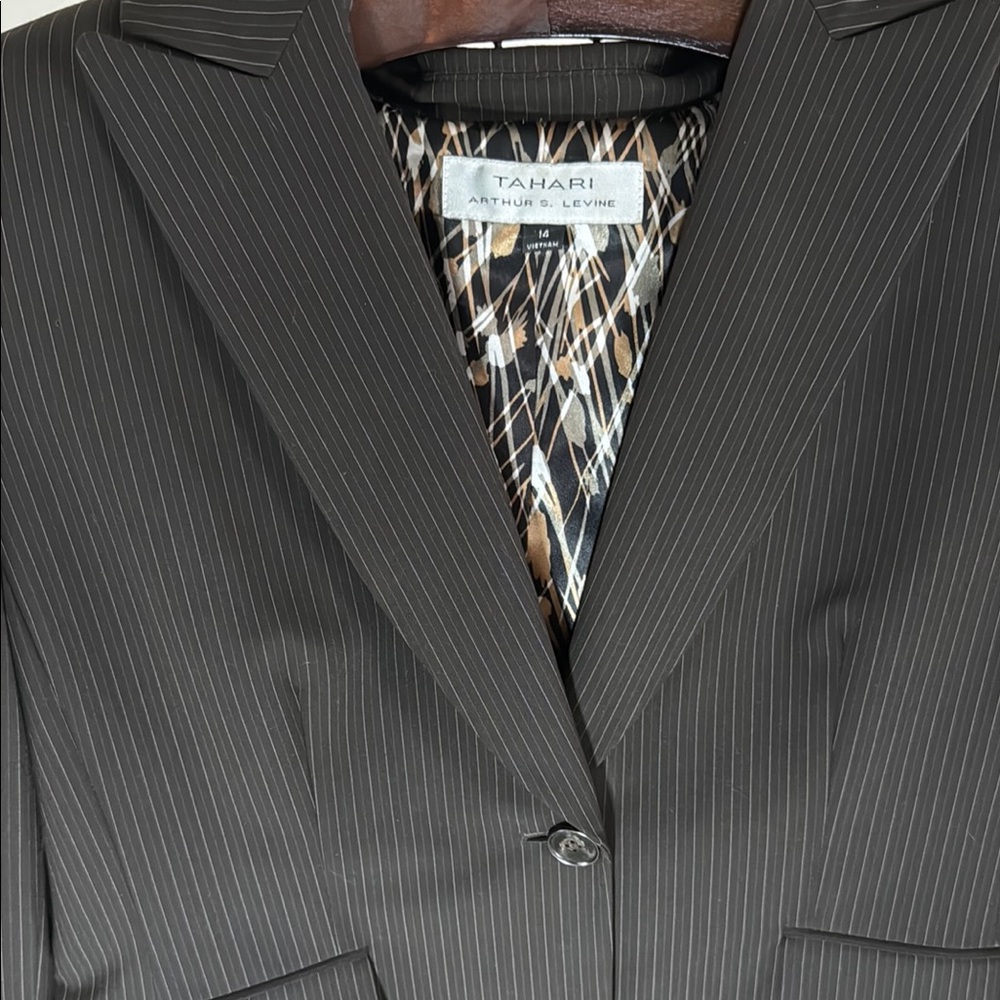 Tahari Women's Pinstripe Blazer - Brown